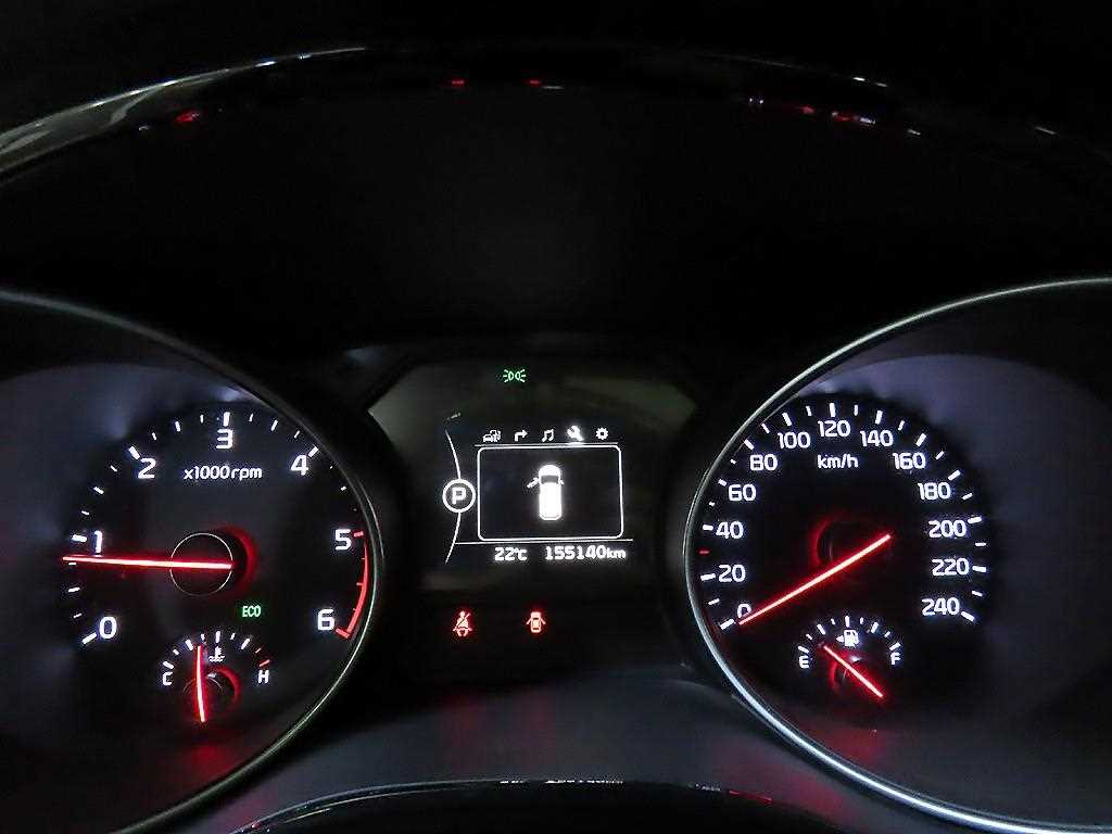 KIA Carnival - Vista 9
