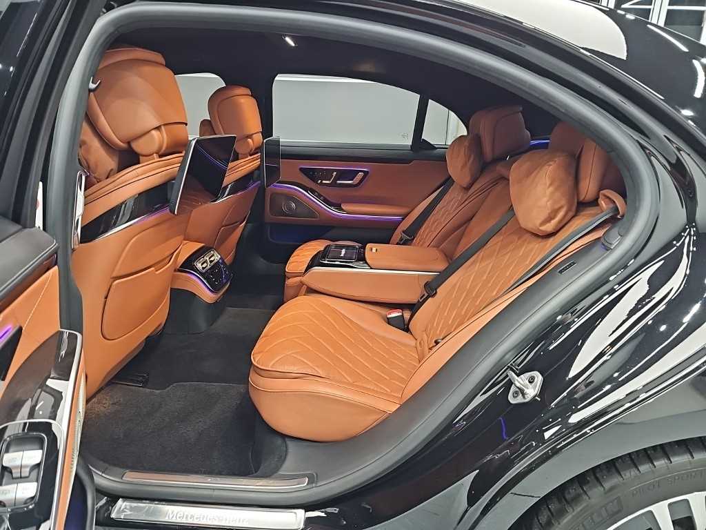 Mercedes Benz S Class - Vista 12