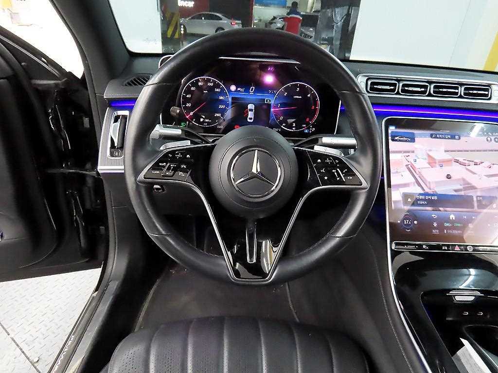 Mercedes Benz S Class - Vista 9