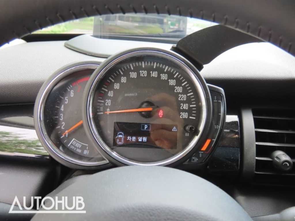 Mini Cooper - Vista 5