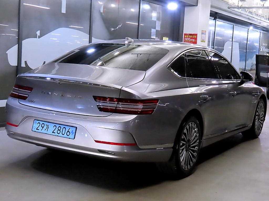 Genesis G80 - Vista 5