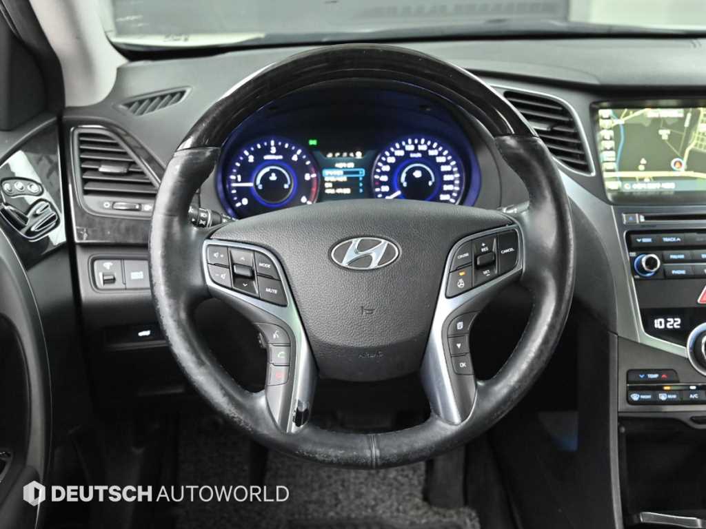 HYUNDAI Grandeur 2015 Blanco - Importación desde Corea - HF Imports Iquique - Foto 13
