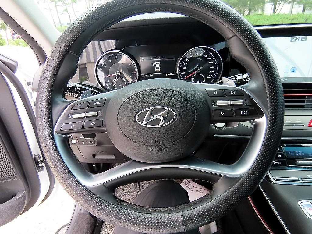 HYUNDAI Grandeur - Vista 8