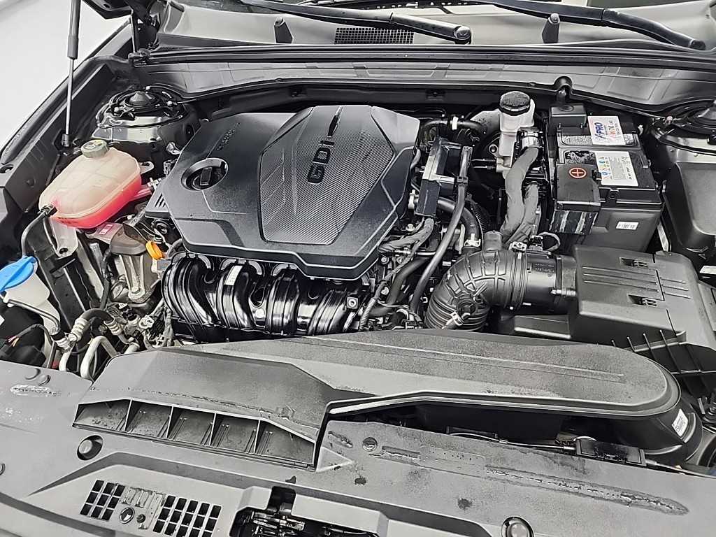 KIA K8 - Vista 5