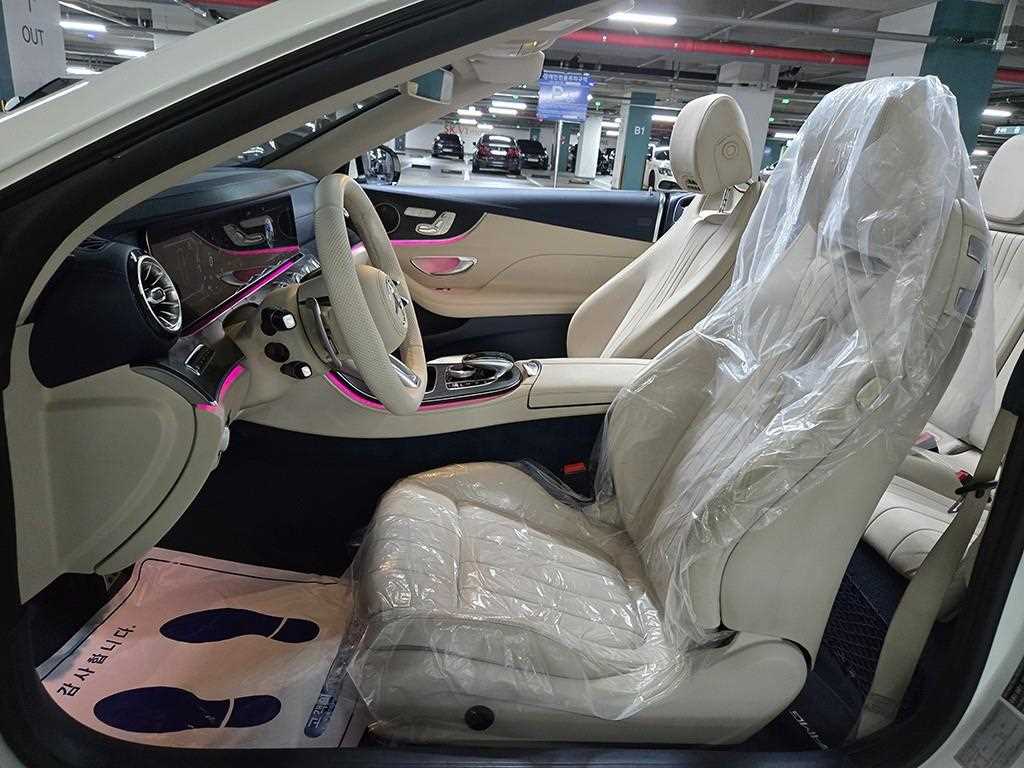 Mercedes Benz E class - Vista 7