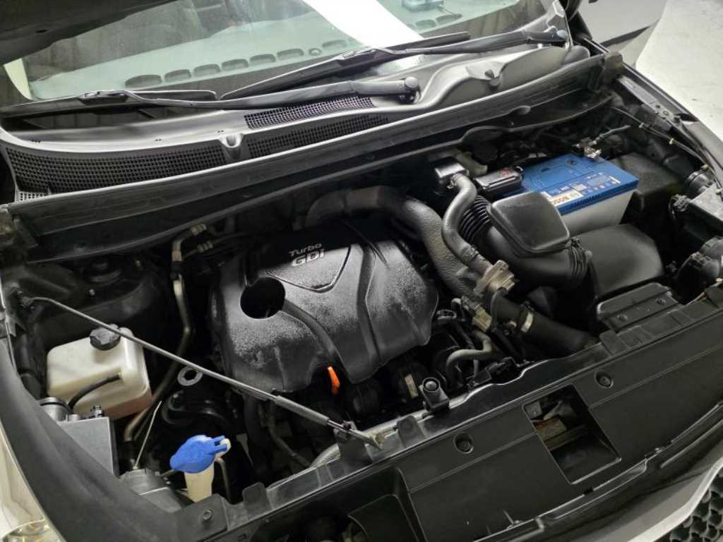 KIA Sportage - Vista 8