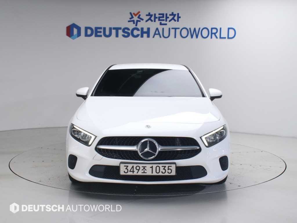 Mercedes Benz A Class - Vista 3