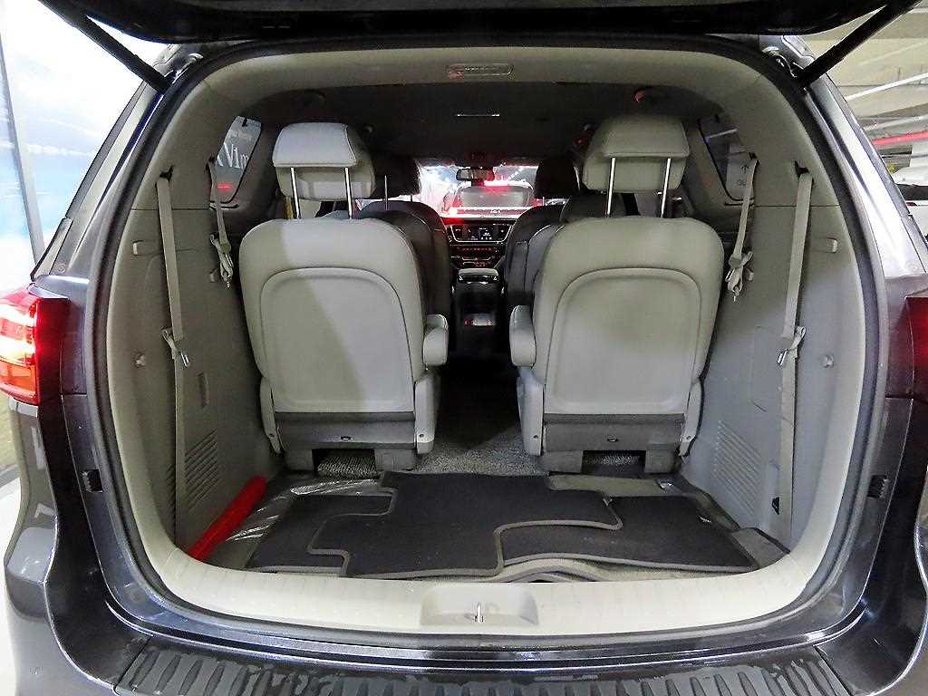 KIA Carnival 2020 Gris - Importación desde Corea - HF Imports Iquique - Foto 17
