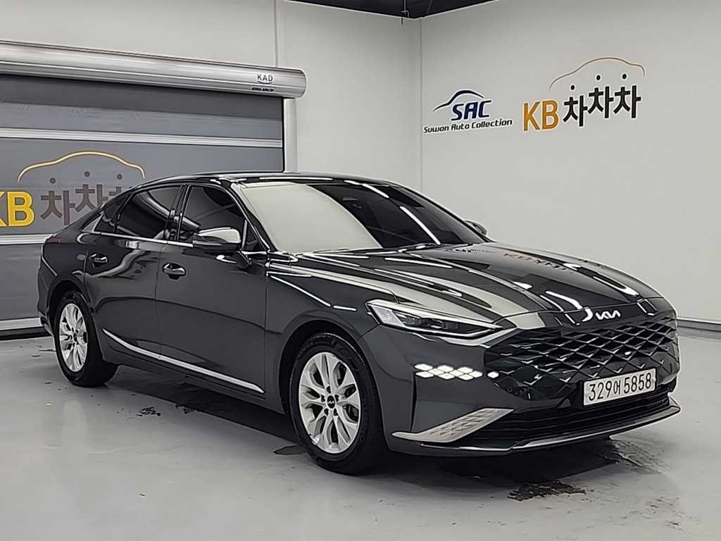 KIA K8 - Vista 4