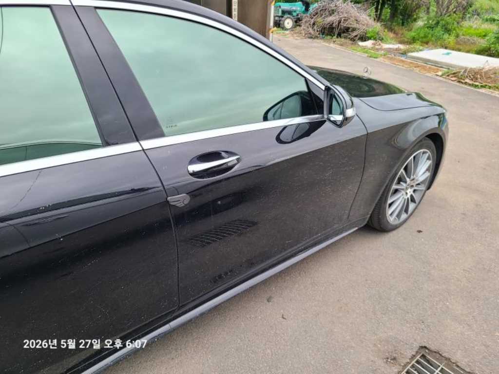 Mercedes Benz S Class - Vista 7