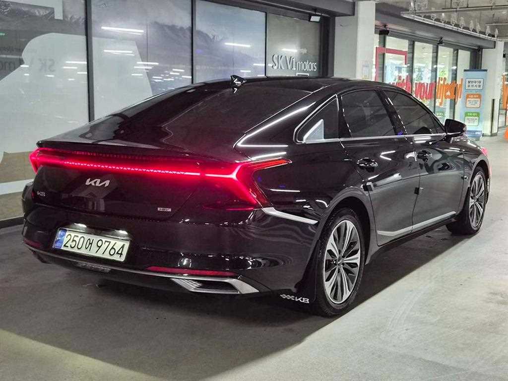KIA K8 - Vista 4