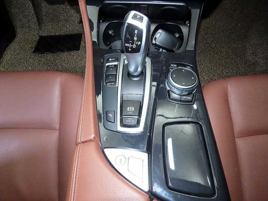 BMW 5 Series 2015 Blanco - Importación desde Corea - HF Imports Iquique - Foto 13