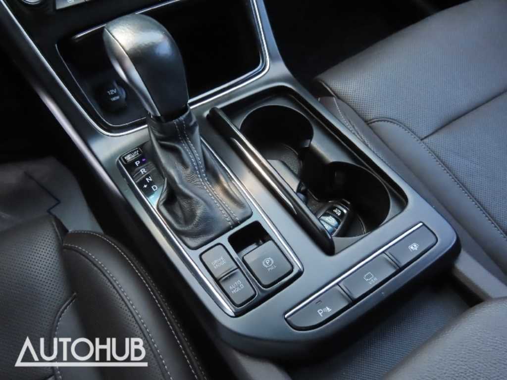 HYUNDAI Grandeur - Vista 7