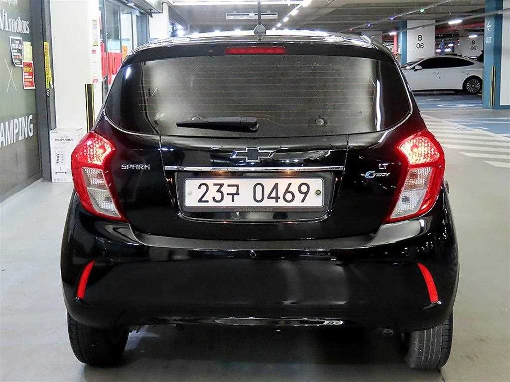Chevrolet Spark - Vista 5