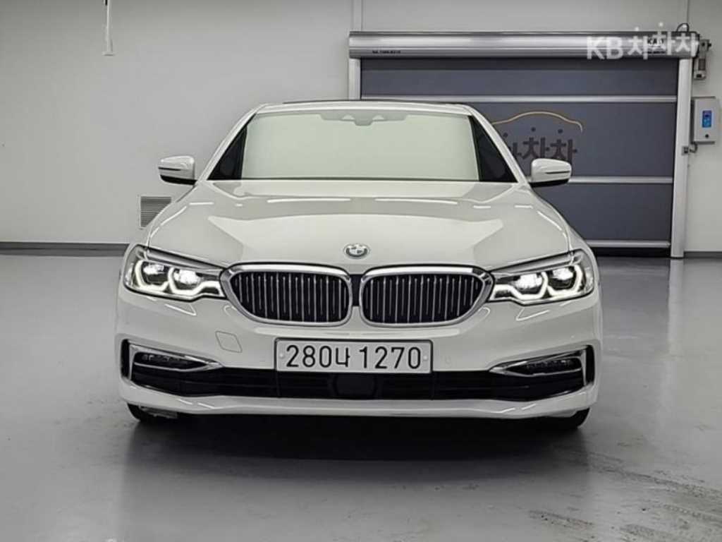 BMW 5 Series - Vista 2