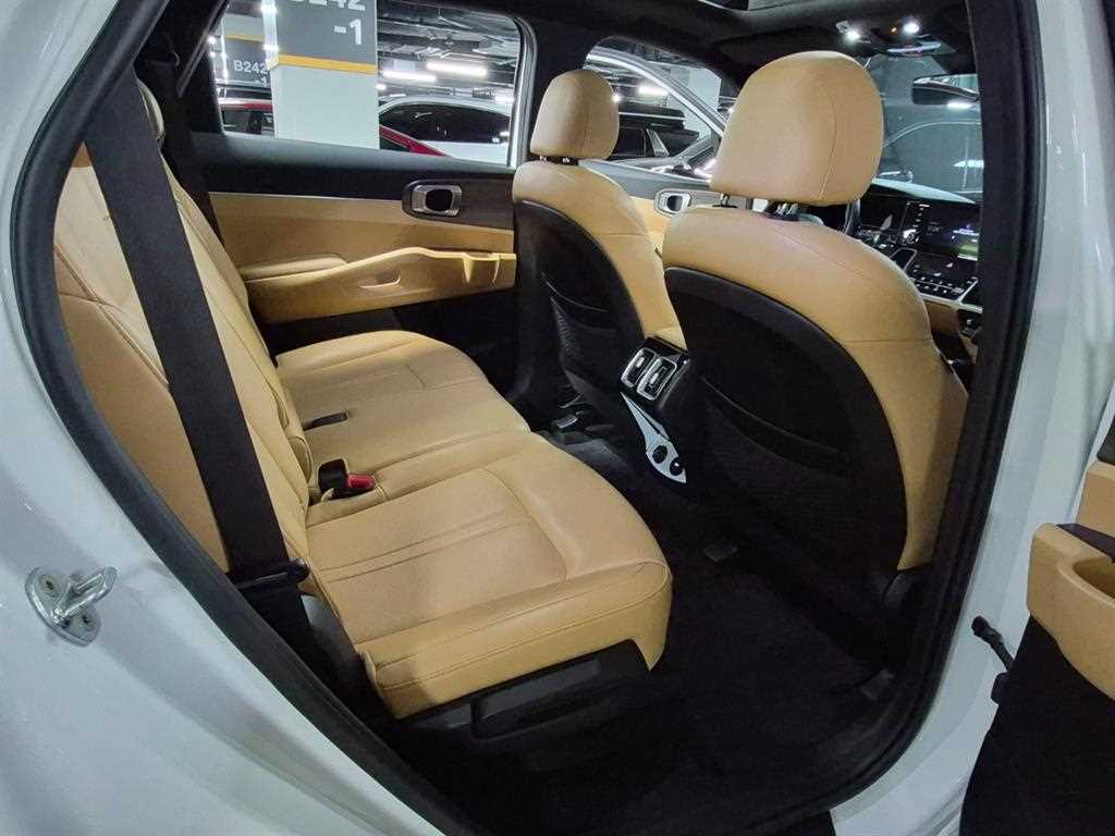 KIA Sorento - Vista 11