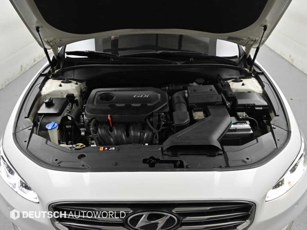 HYUNDAI Grandeur - Vista 6