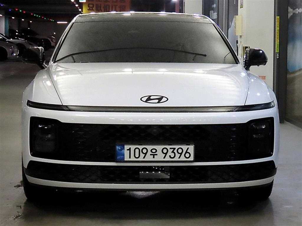 HYUNDAI Grandeur - Vista 2