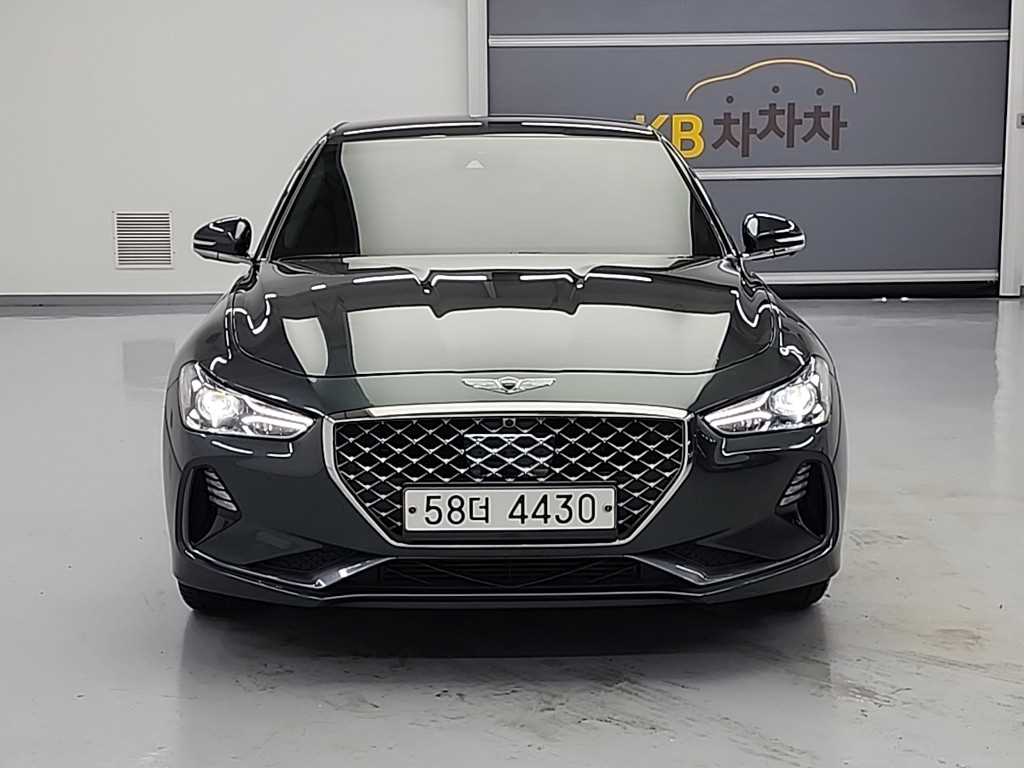 Genesis G70 - Vista 2