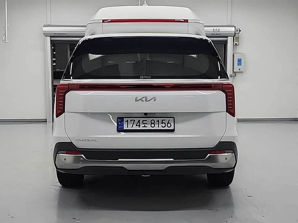 KIA Carnival - Vista 3