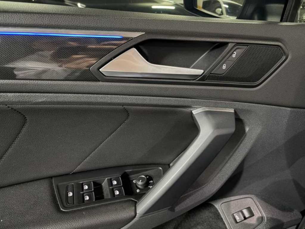 Volkswagen Tiguan 2021 Gris - Importación desde Corea - HF Imports Iquique - Foto 16