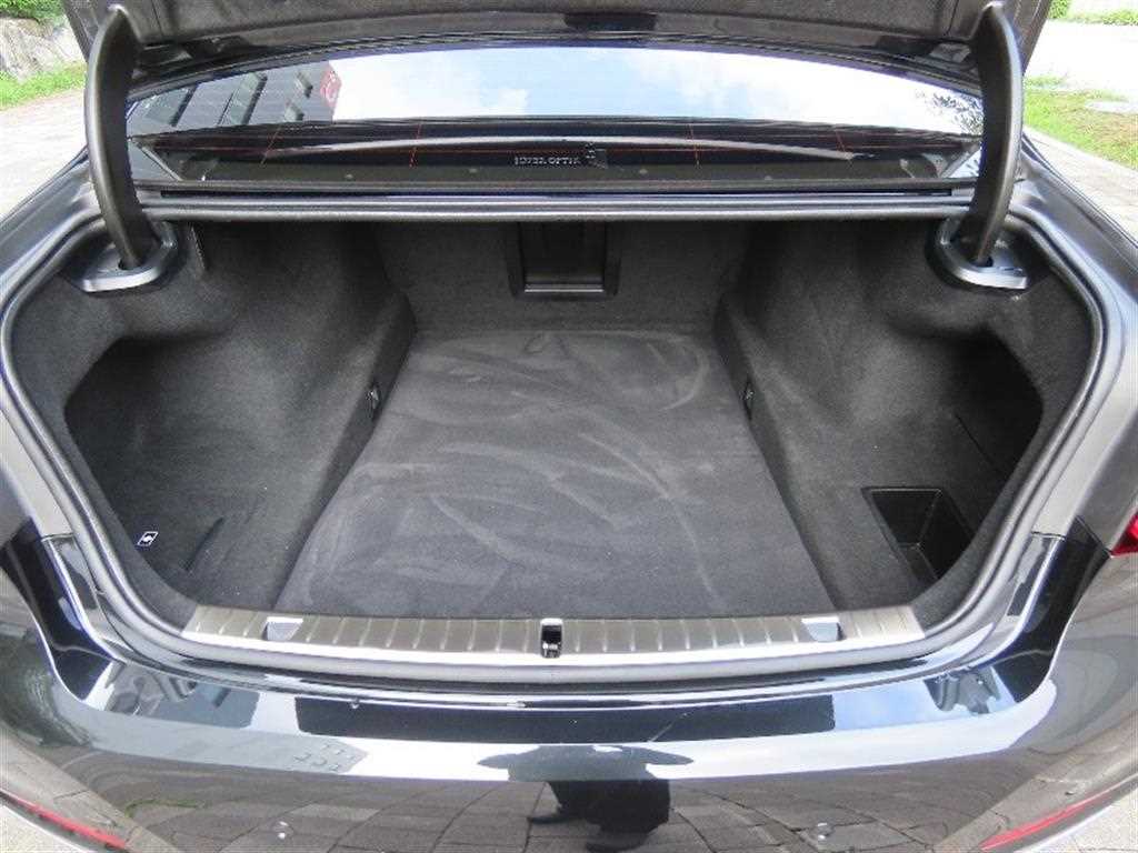 BMW 7 Series 2021 Negro - Importación desde Corea - HF Imports Iquique - Foto 18