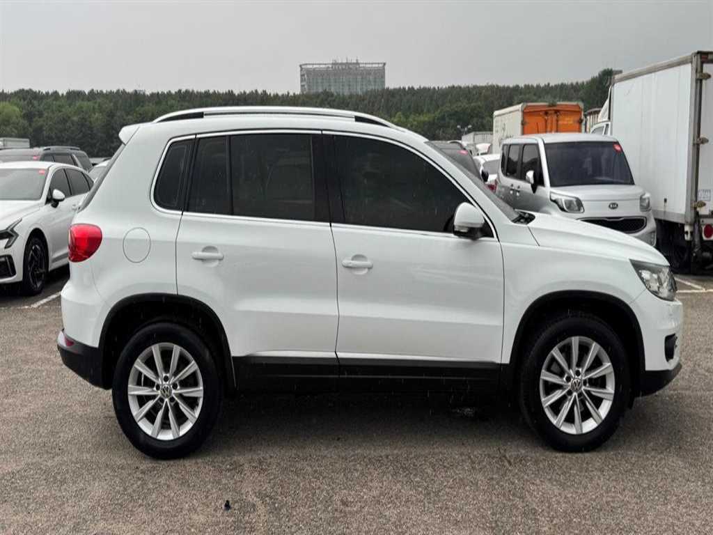 Volkswagen Tiguan 2016 Blanco - Importación desde Corea - HF Imports Iquique - Foto 19