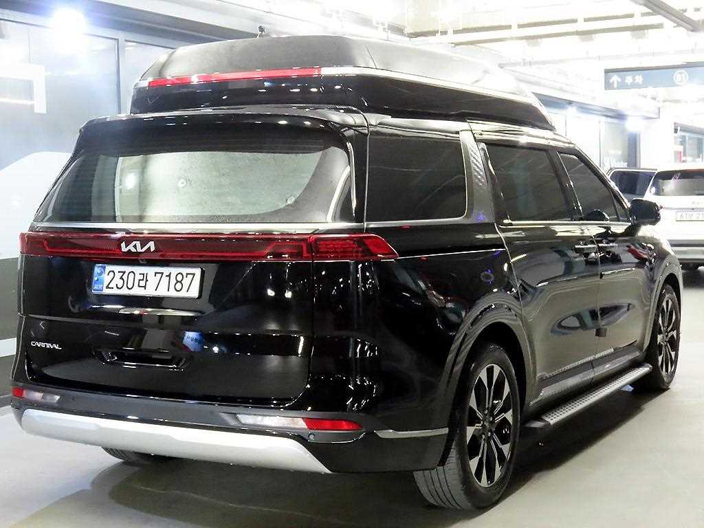 KIA Carnival - Vista 4