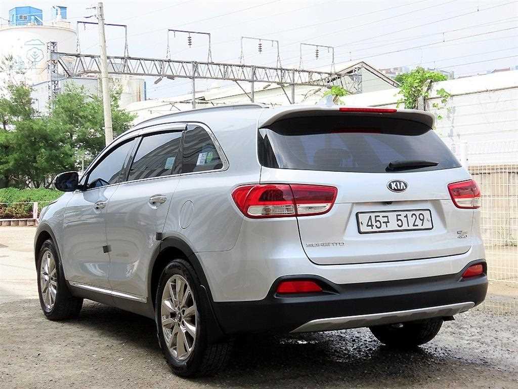 KIA Sorento - Vista 3