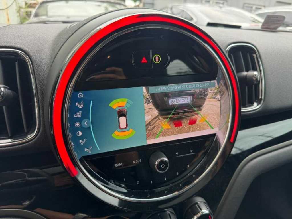 Mini Countryman - Vista 9