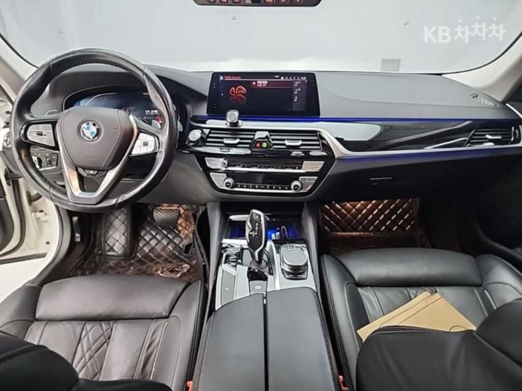 BMW 5 Series - Vista 7