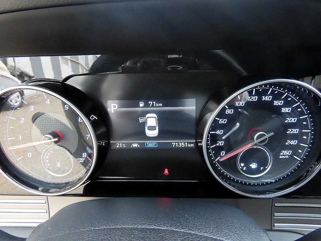 HYUNDAI Grandeur - Vista 9