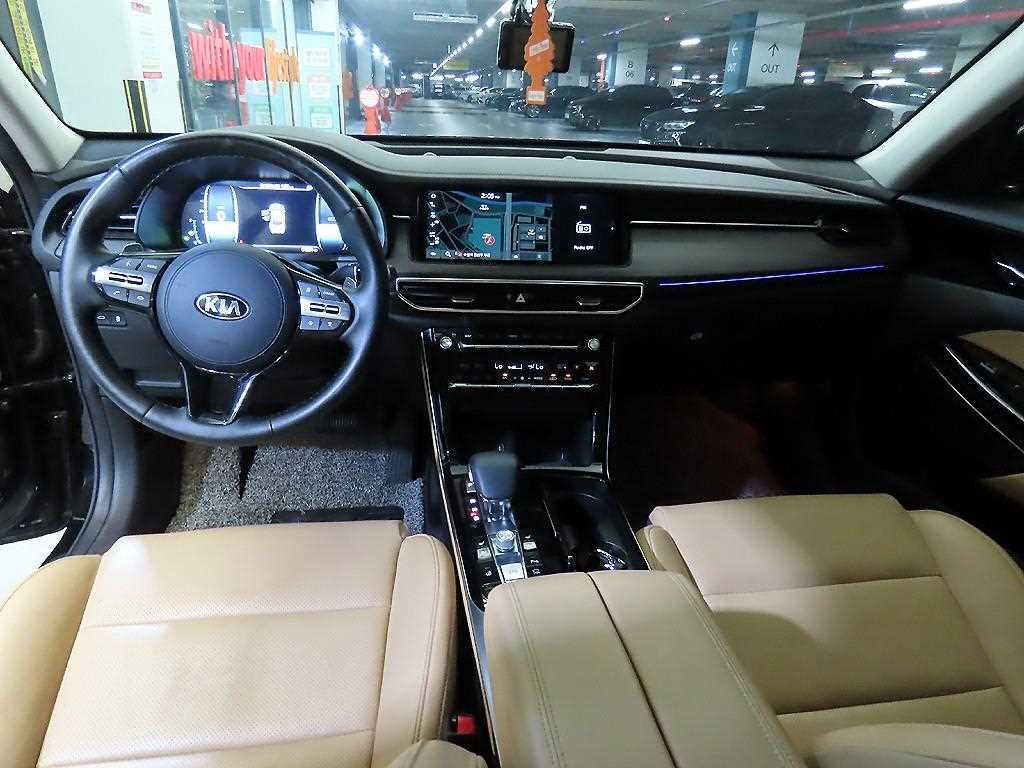 KIA K7 - Vista 10