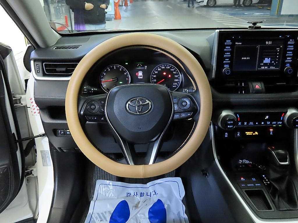 Toyota RAV4 - Vista 8