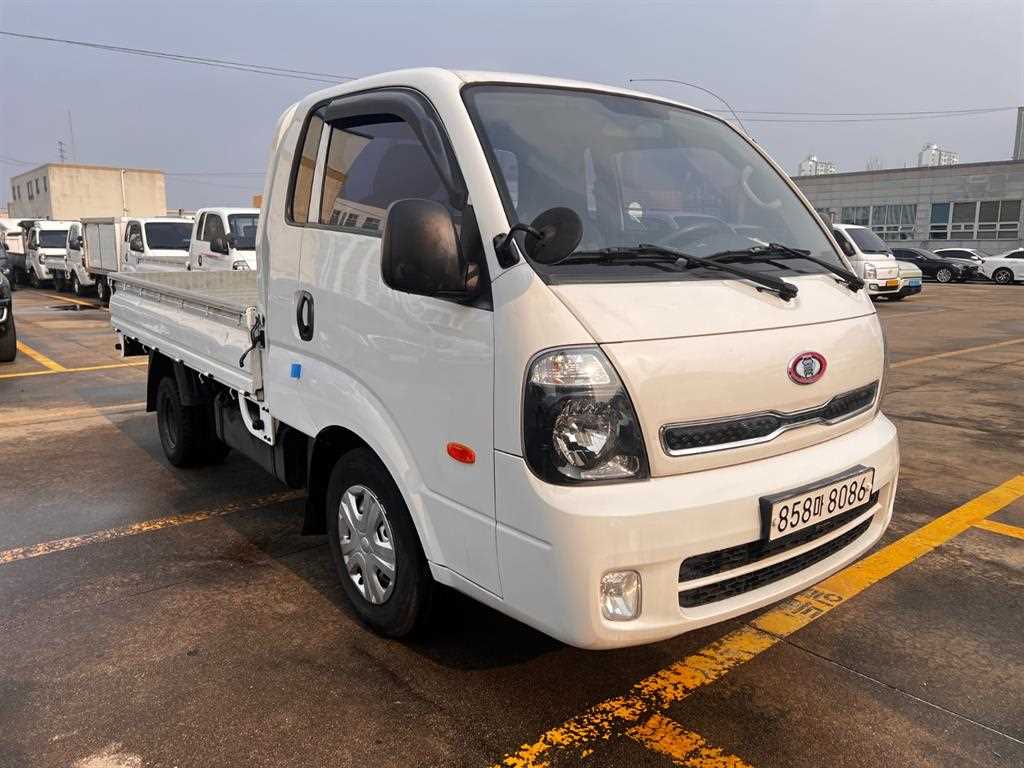 Small Truck Cargo (small) - Vista 2