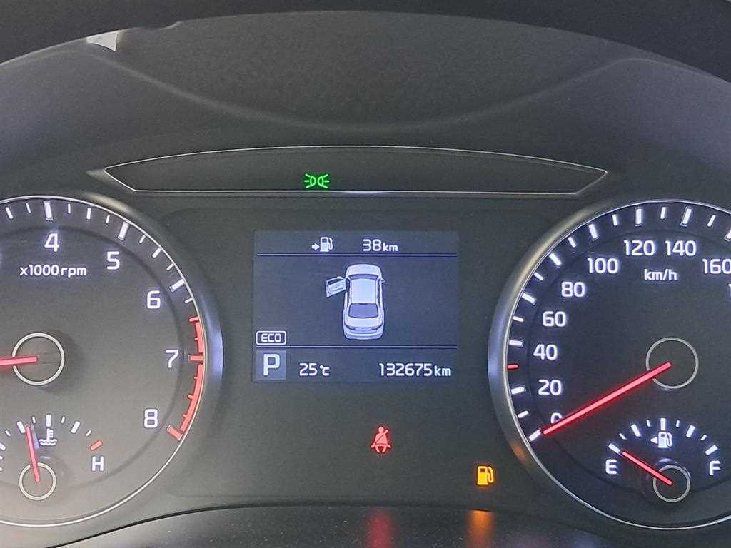 KIA K7 - Vista 8