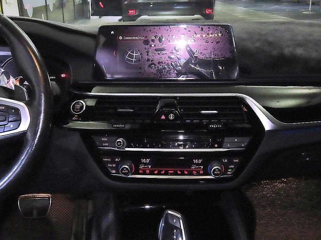 BMW 5 Series - Vista 11