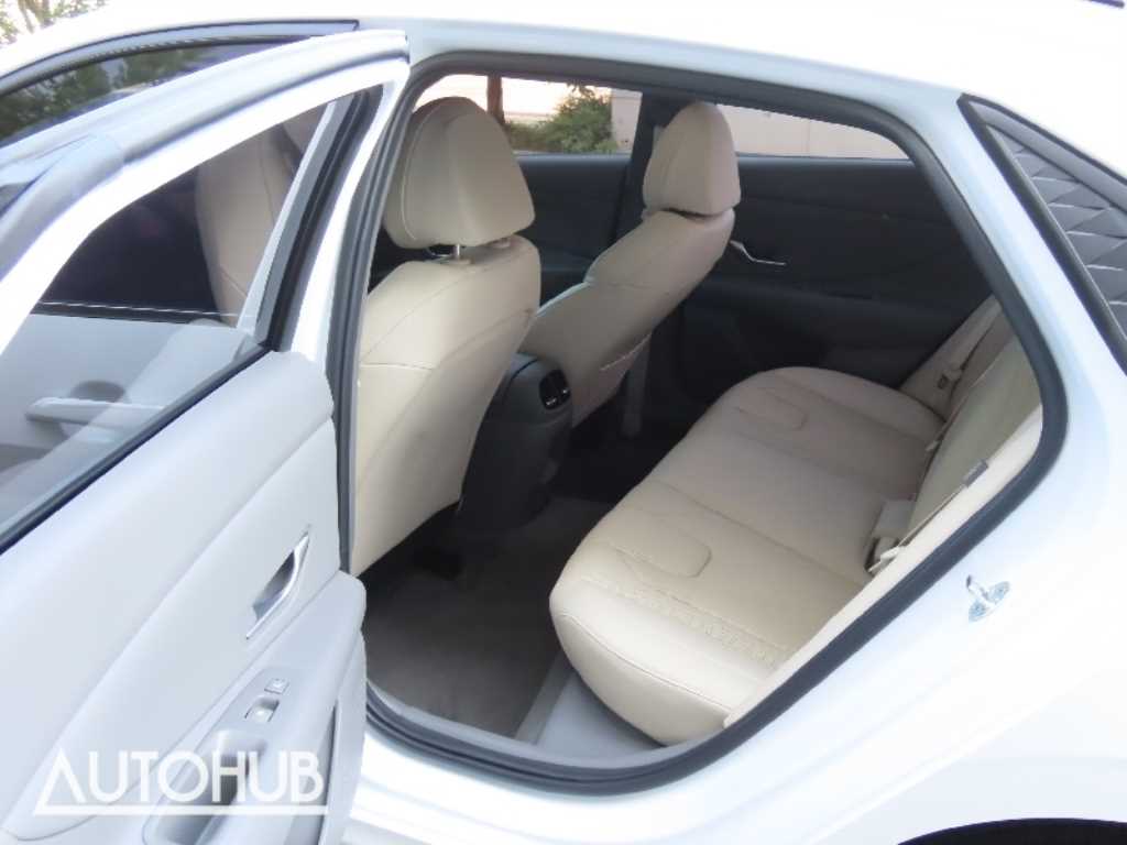 HYUNDAI Avante 2024 Blanco - Importación desde Corea - HF Imports Iquique - Foto 15