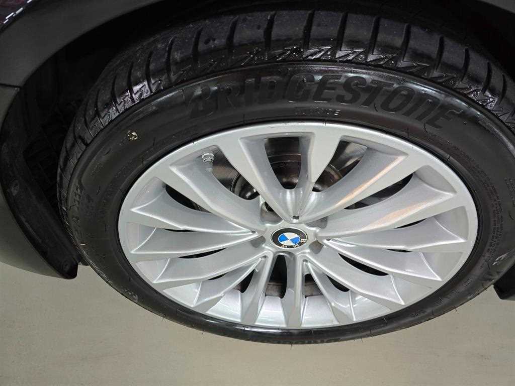 BMW 5 Series 2023 Negro - Importación desde Corea - HF Imports Iquique - Foto 15