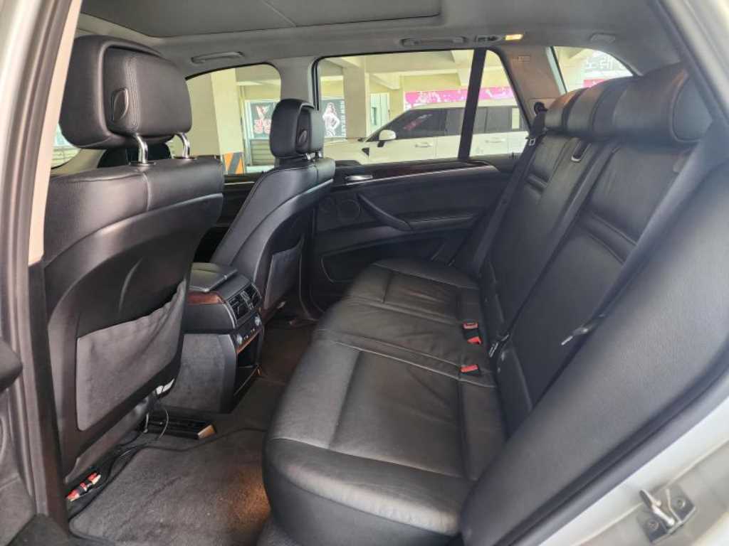 BMW X5 - Vista 6