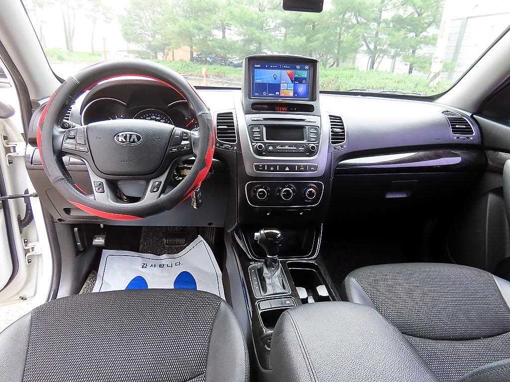 KIA Sorento - Vista 7