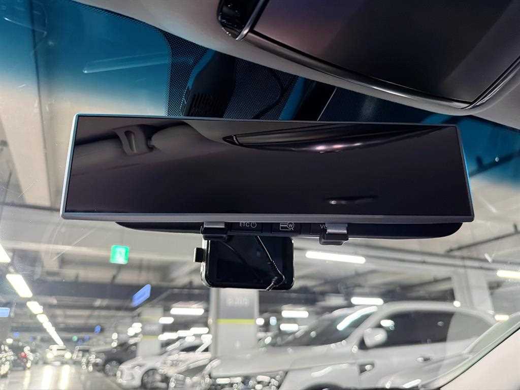 HYUNDAI Grandeur - Vista 12
