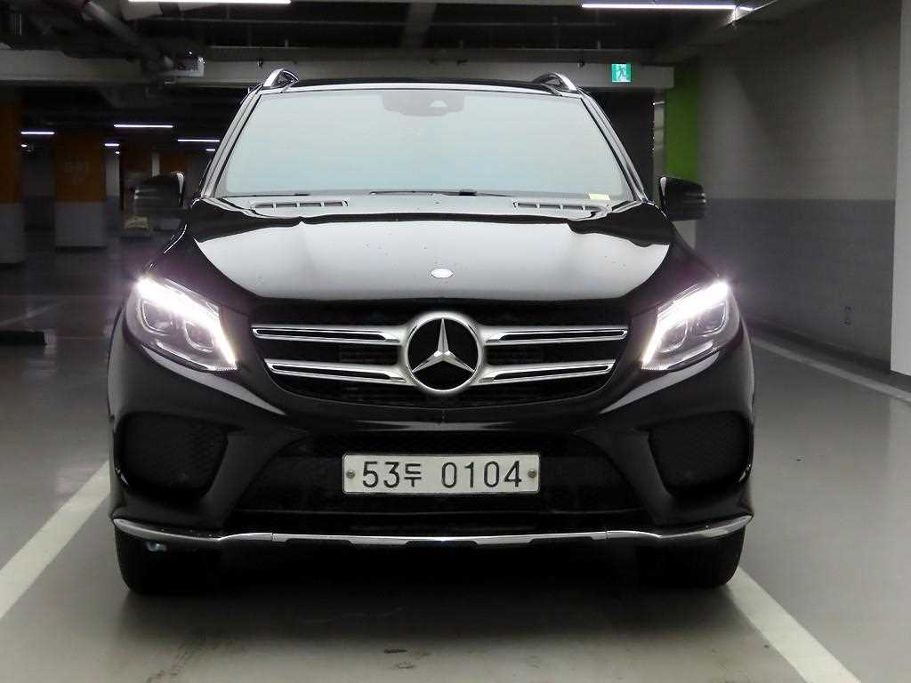 Mercedes Benz GLE Class 2017 Negro - Importación desde Corea - HF Imports Iquique - Foto 1
