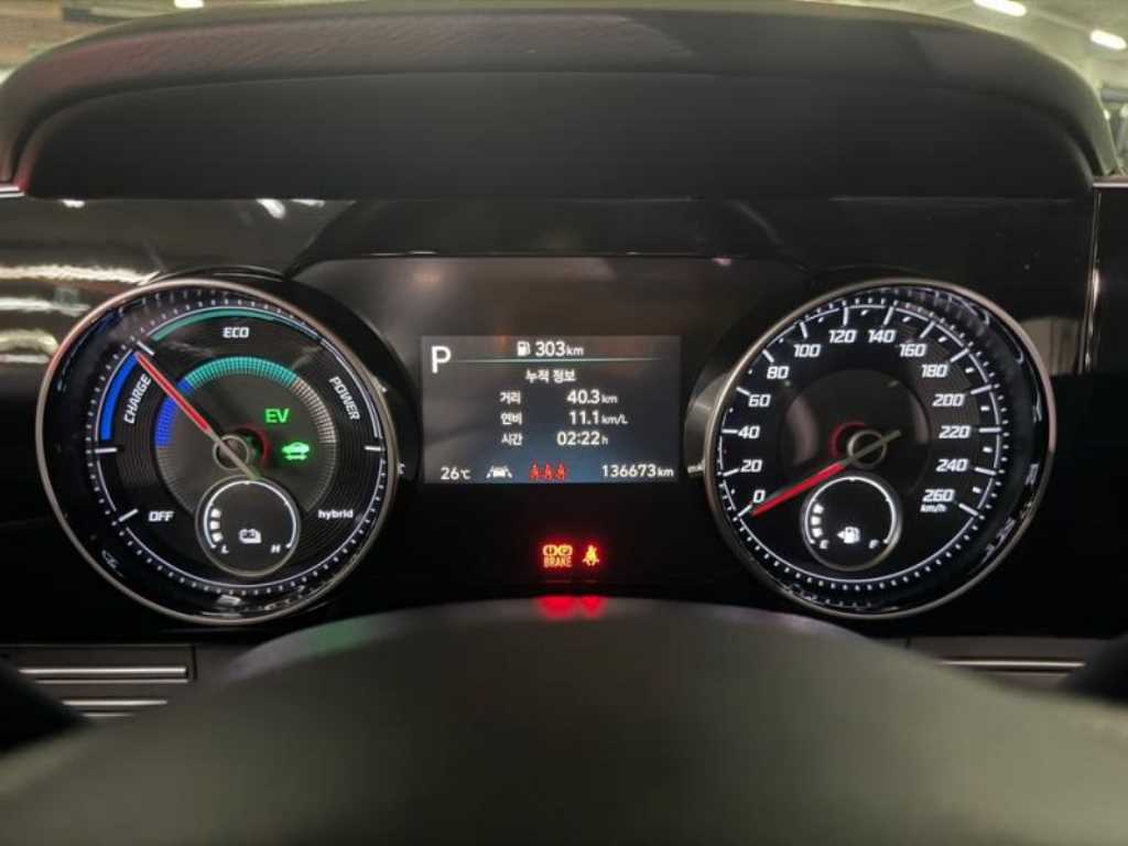 HYUNDAI Grandeur - Vista 9
