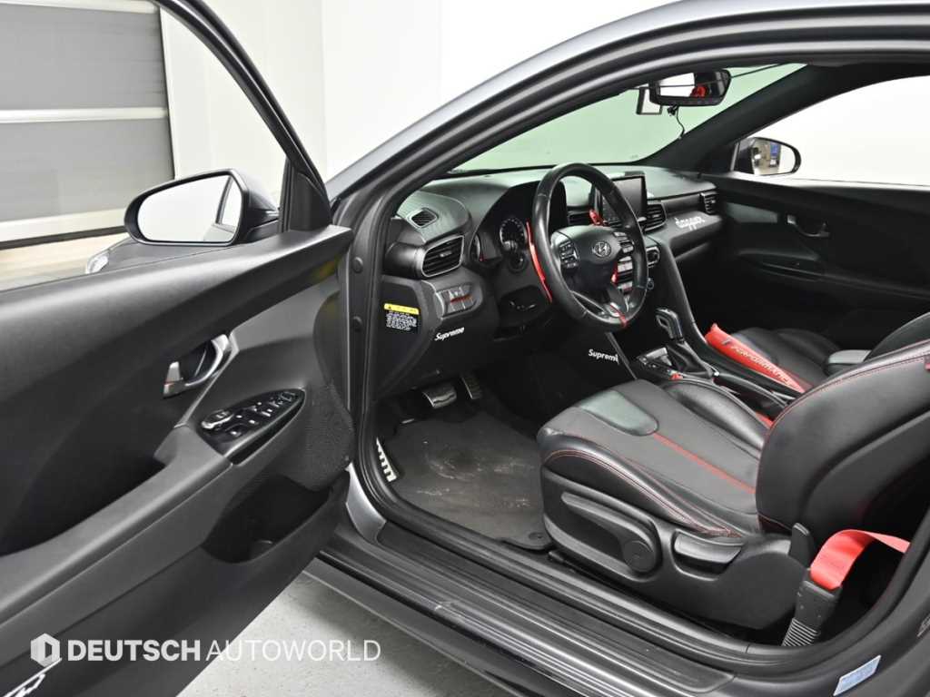 HYUNDAI Veloster - Vista 11