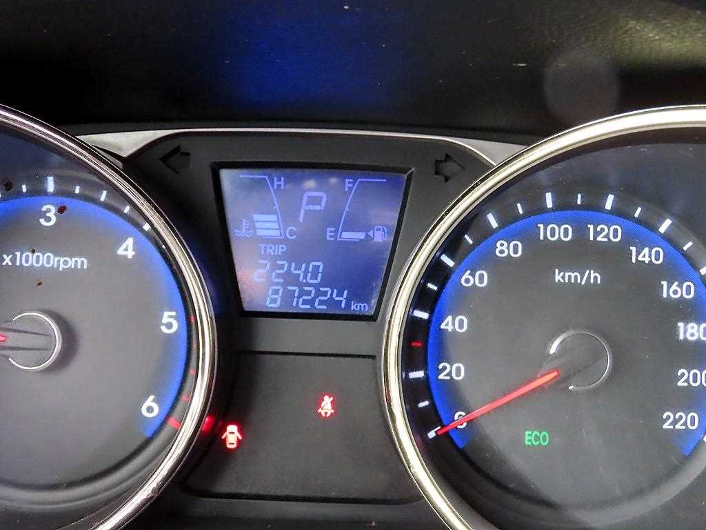 HYUNDAI Tucson - Vista 9