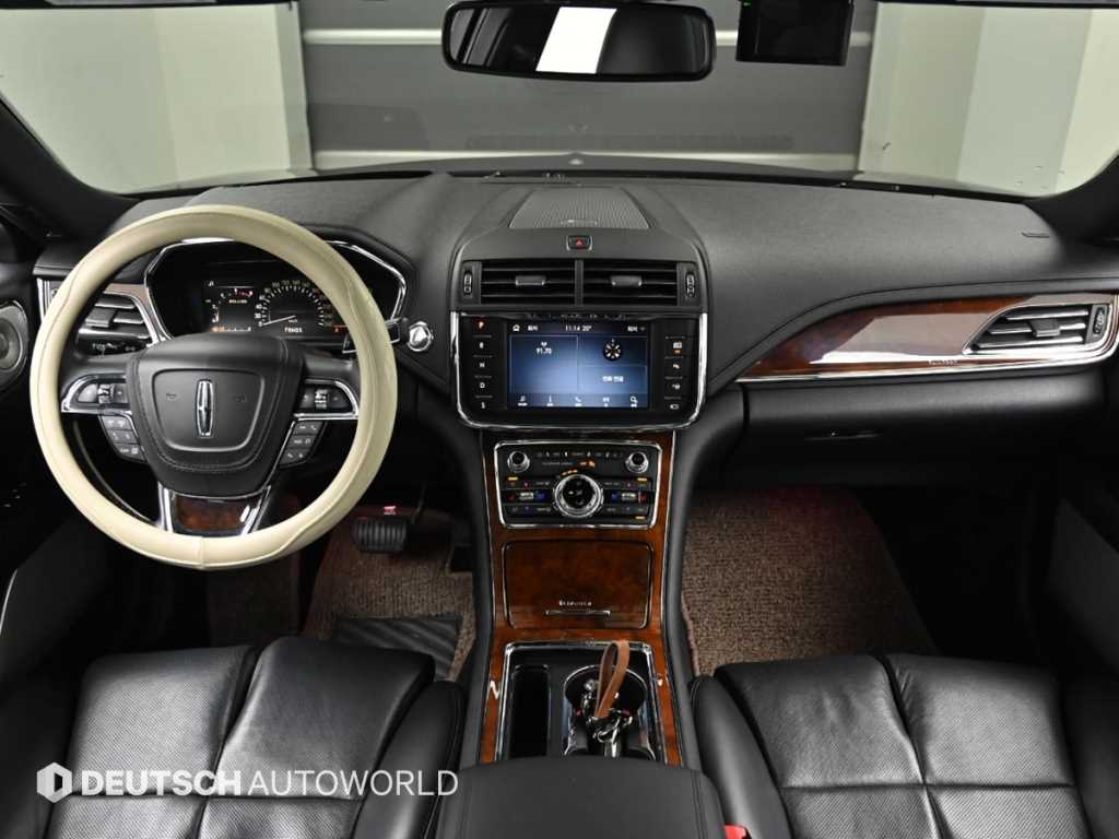 Lincoln Continental - Vista 7