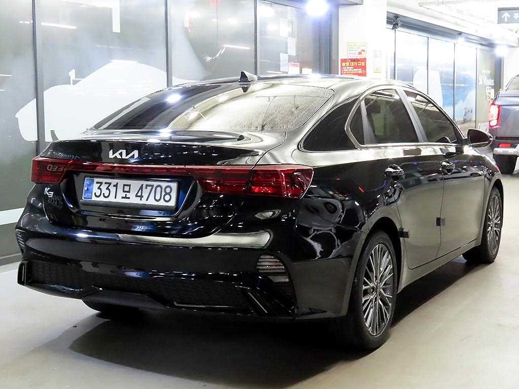 KIA K3 - Vista 4