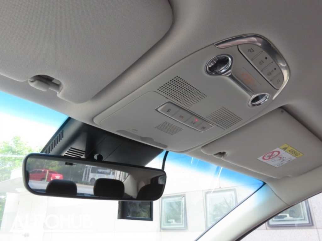 HYUNDAI Grandeur - Vista 11
