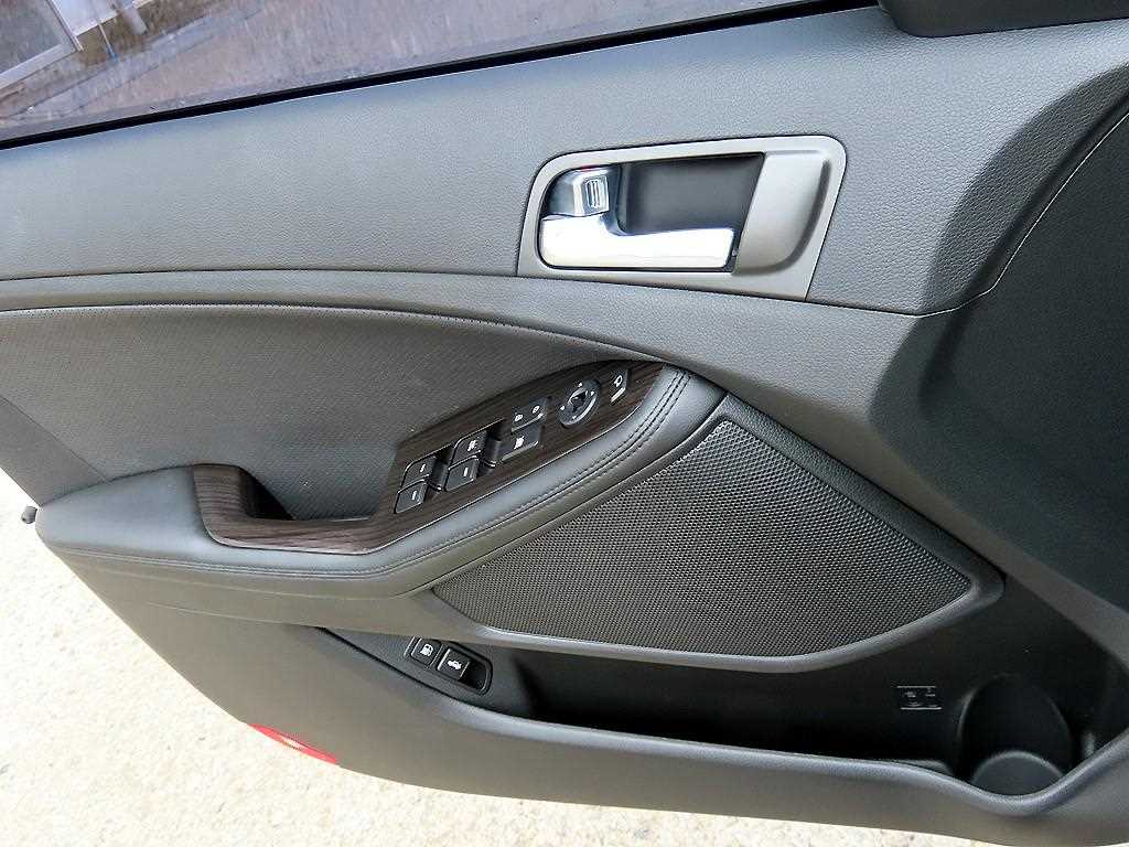 KIA K5 - Vista 11